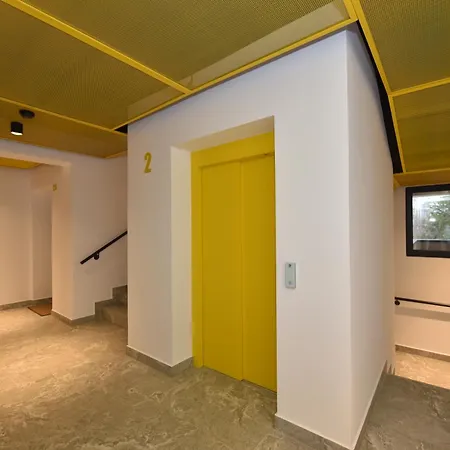 Enjoy A Premium Downtown In A Brand-new Art Deco Building! Free Parking! Appartement Boekarest