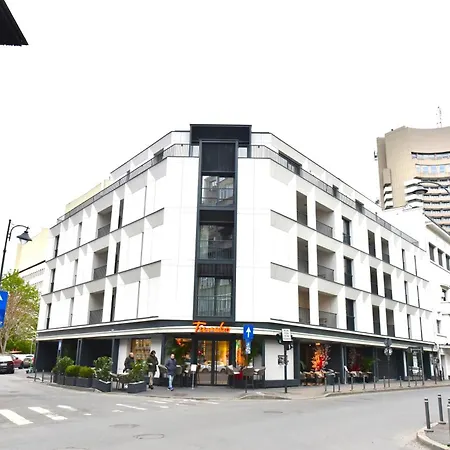 Apartment Enjoy A Premium Downtown In A Brand-new Art Deco Building! Free Parking! Bucharest