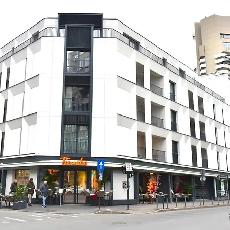 Enjoy A Premium Downtown Apartment! Modern Art Deco Building