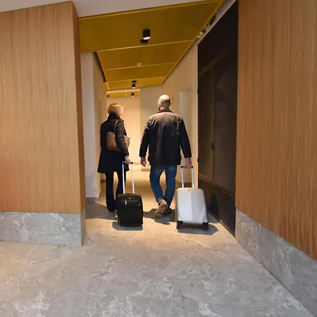 Apartamento Enjoy A Premium Downtown In A Brand-new Art Deco Building! Free Parking! Bucareste
