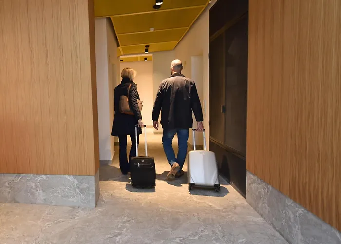 Apartment Enjoy A Premium Downtown In A Brand-new Art Deco Building! Free Parking! Bucharest