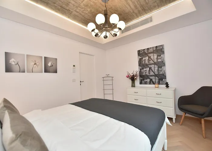 Enjoy A Premium Downtown In A Brand-new Art Deco Building! Free Parking! Apartman Bukarest